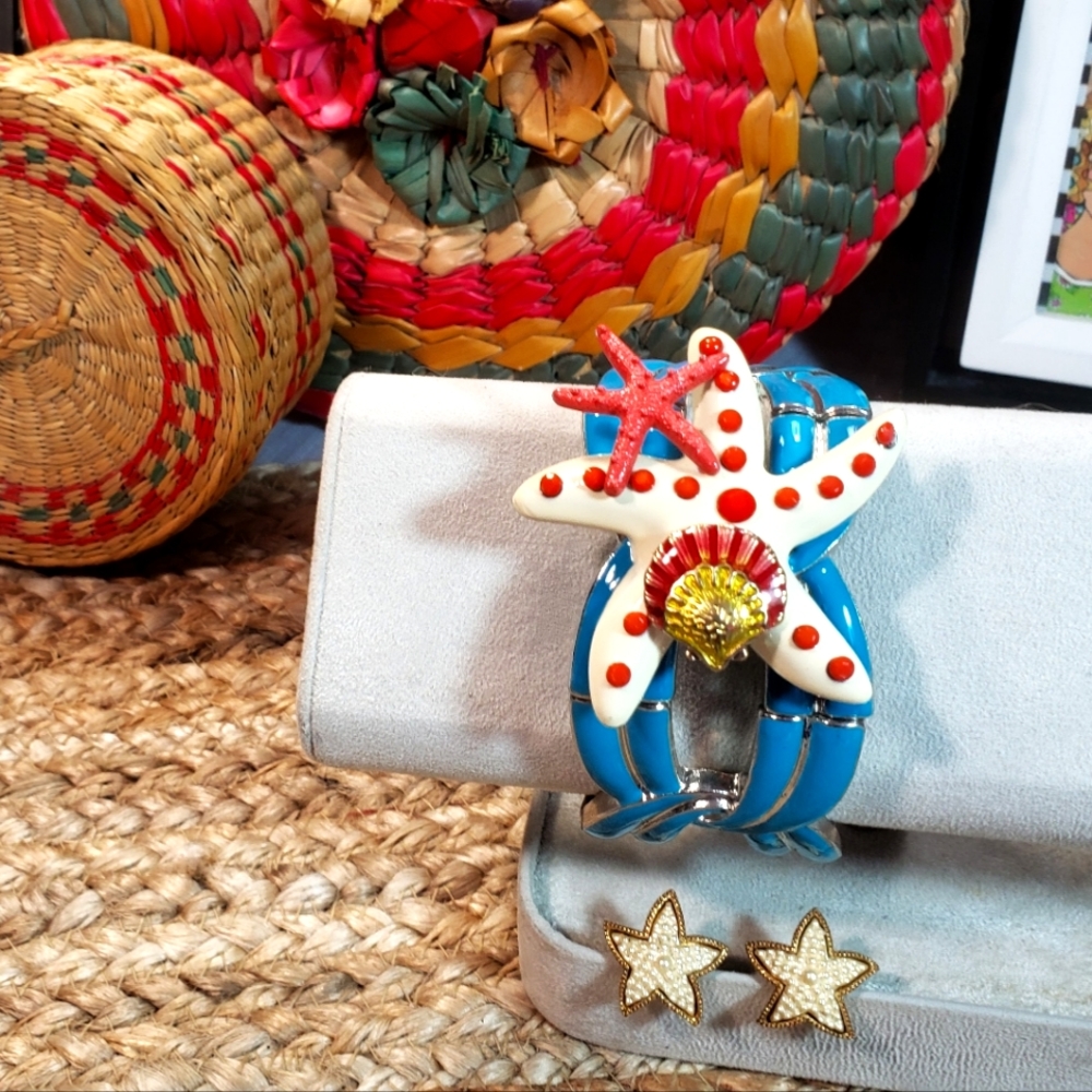 Starfish Stretch Bracelet & Earrings